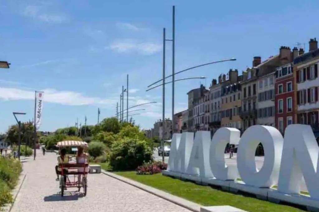 Detente Centre Historique De Macon Avec Spa Et Cine Esterno foto